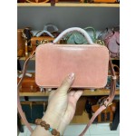 Handmade thickened vegetable-tanned leather trunks and bags